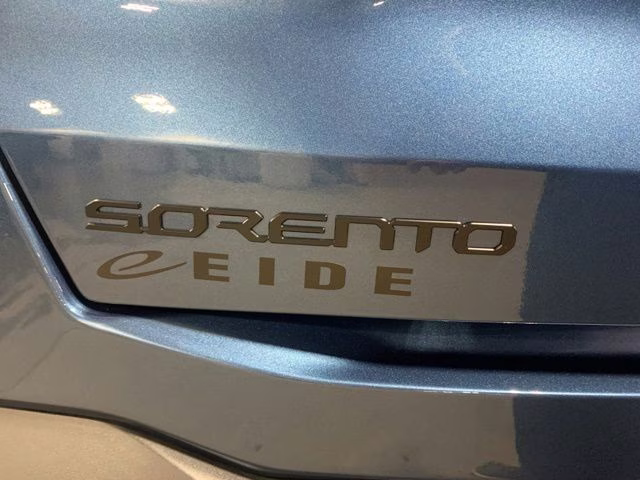 2026 Mineral Blue Kia Sorento Hybrid X-Line SX Prestige AWD SUV