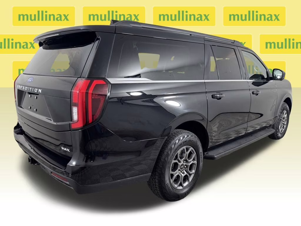 2025 Agate Black Metallic Ford Expedition Max Active RWD SUV