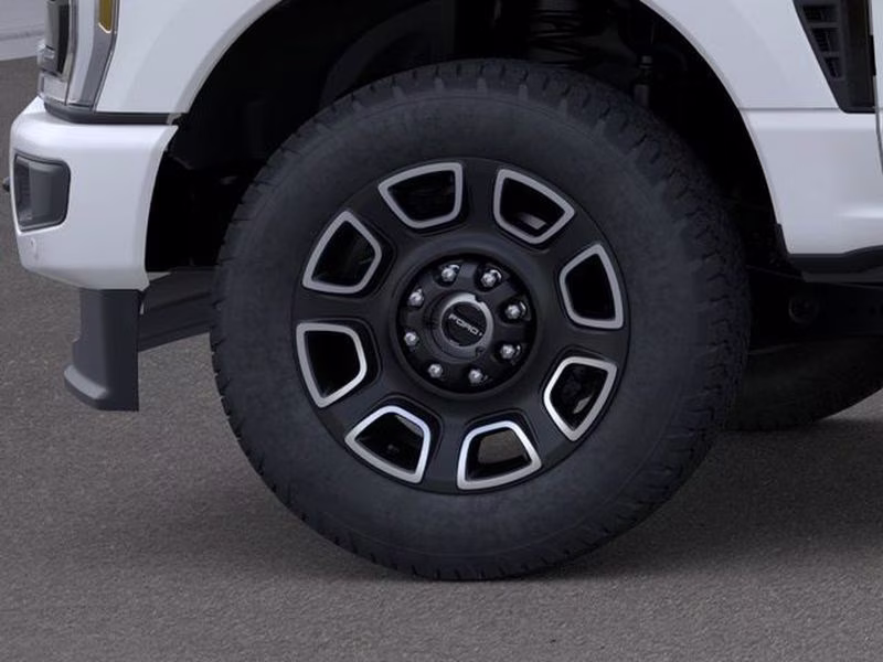 2026 Star White Metallic Tri-Coat Ford Super Duty F-250 SRW Platinum 4X4 Truck