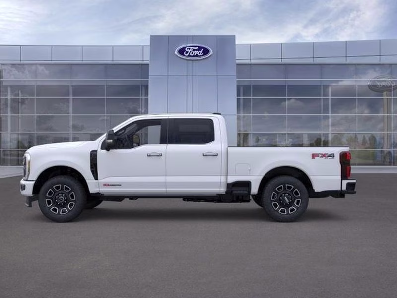 2026 Star White Metallic Tri-Coat Ford Super Duty F-250 SRW Platinum 4X4 Truck