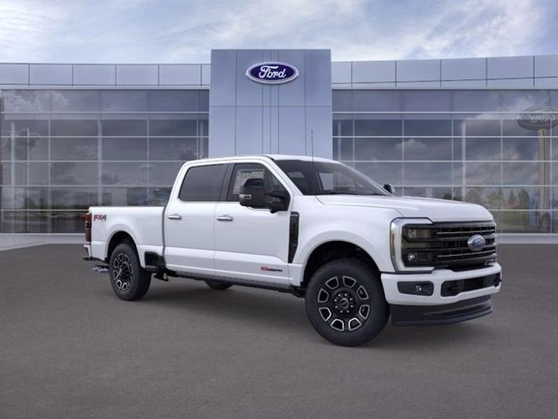 2026 Star White Metallic Tri-Coat Ford Super Duty F-250 SRW Platinum 4X4 Truck