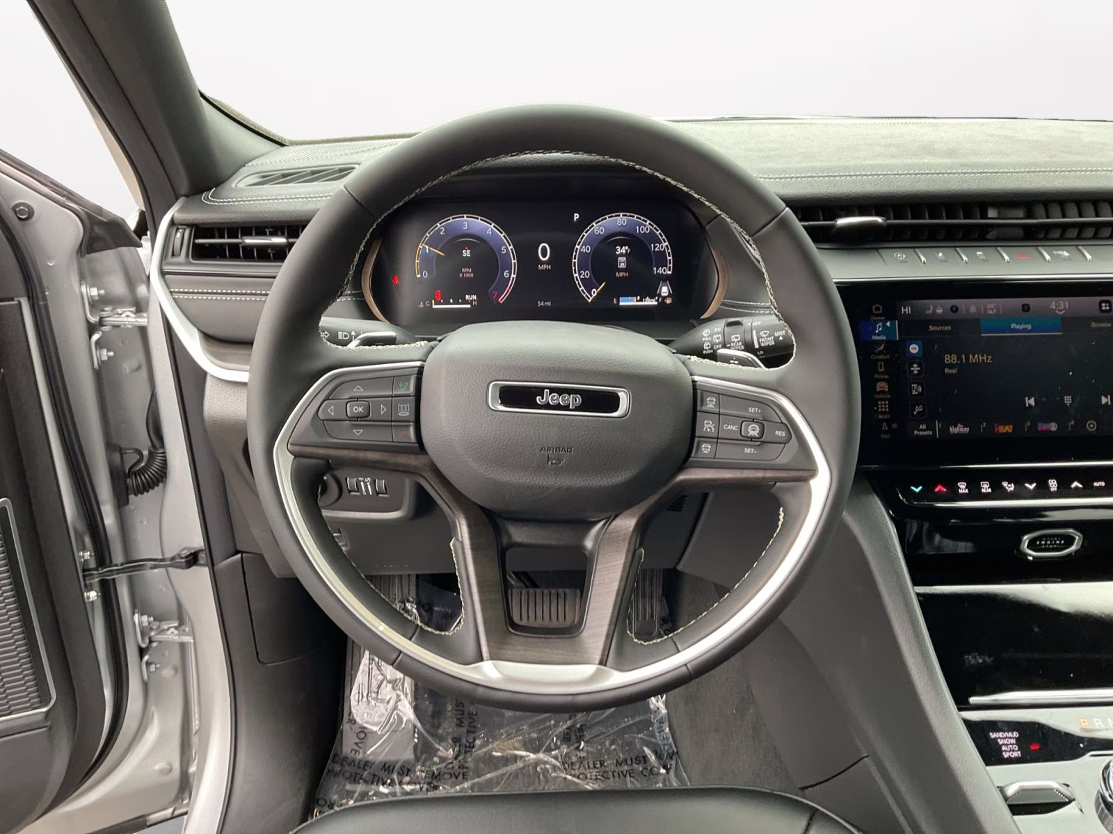 2026 Silver Zynith Jeep Grand Cherokee Limited 4X4 SUV