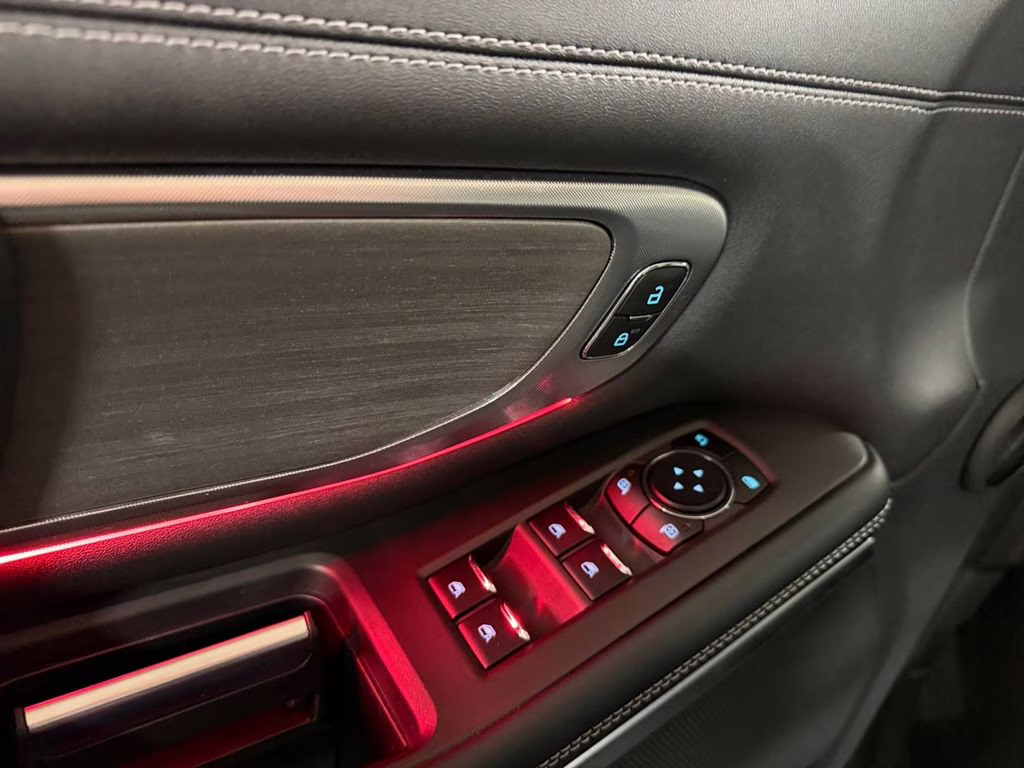 2025 Black Metallic Ford Expedition Max Platinum w/Bluecruise & Drivers Pkg 4X4 SUV