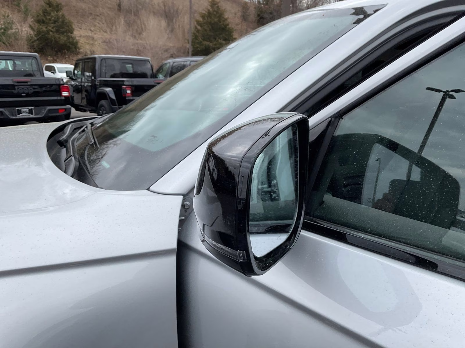 2026 Silver Zynith Jeep Grand Cherokee Limited 4X4 SUV