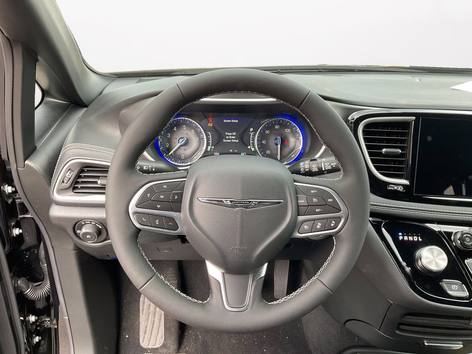 2026 Diamond Black Crystal Pearlcoat Chrysler Pacifica Select AWD Van