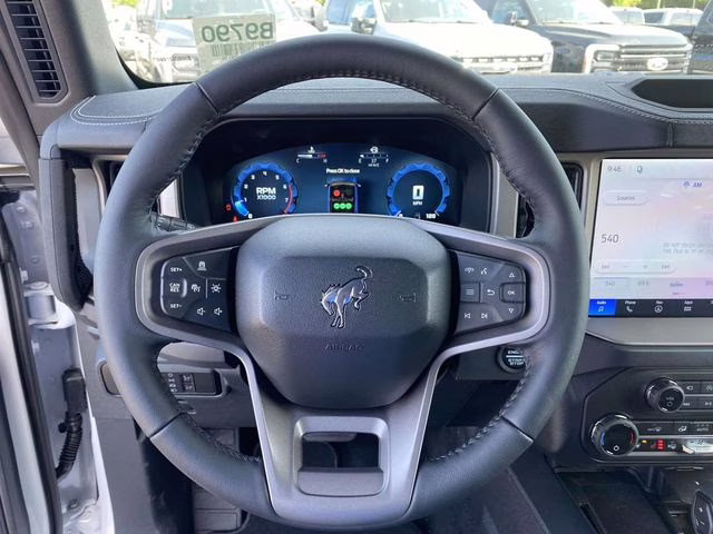 2026 Oxford White Ford Bronco Outer Banks 4X4 SUV