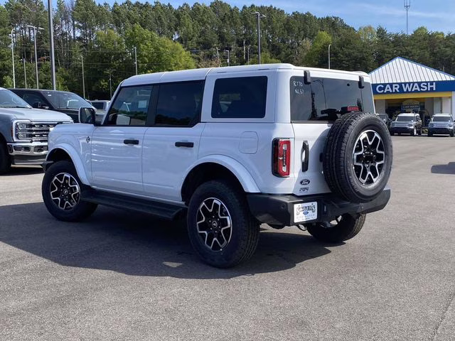 2026 Oxford White Ford Bronco Outer Banks 4X4 SUV