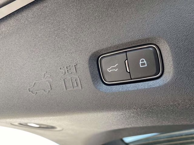 2026 Black Metallic Ford Expedition Max Active RWD SUV