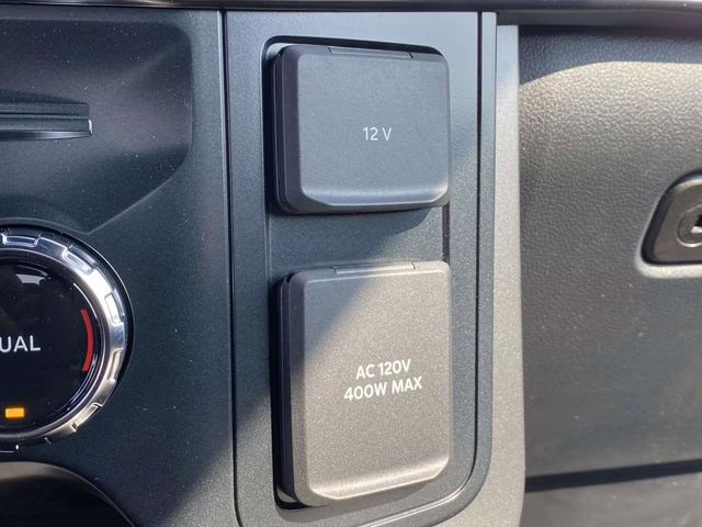 2026 Avalanche Ford F-150 Lariat 4X4 Truck