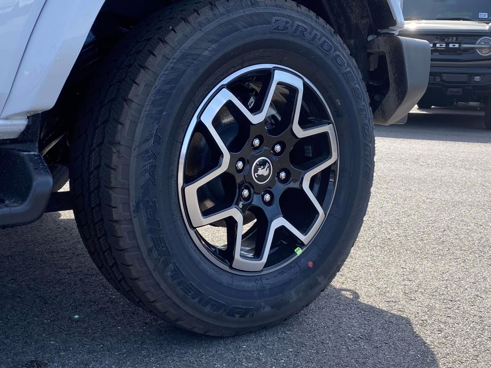 2026 Oxford White Ford Bronco Outer Banks 4X4 SUV