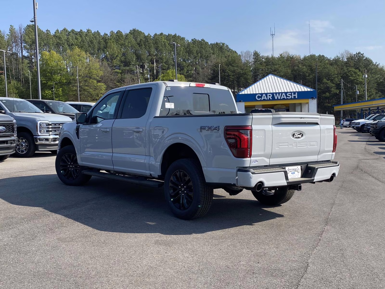 2026 Avalanche Ford F-150 Lariat 4X4 Truck