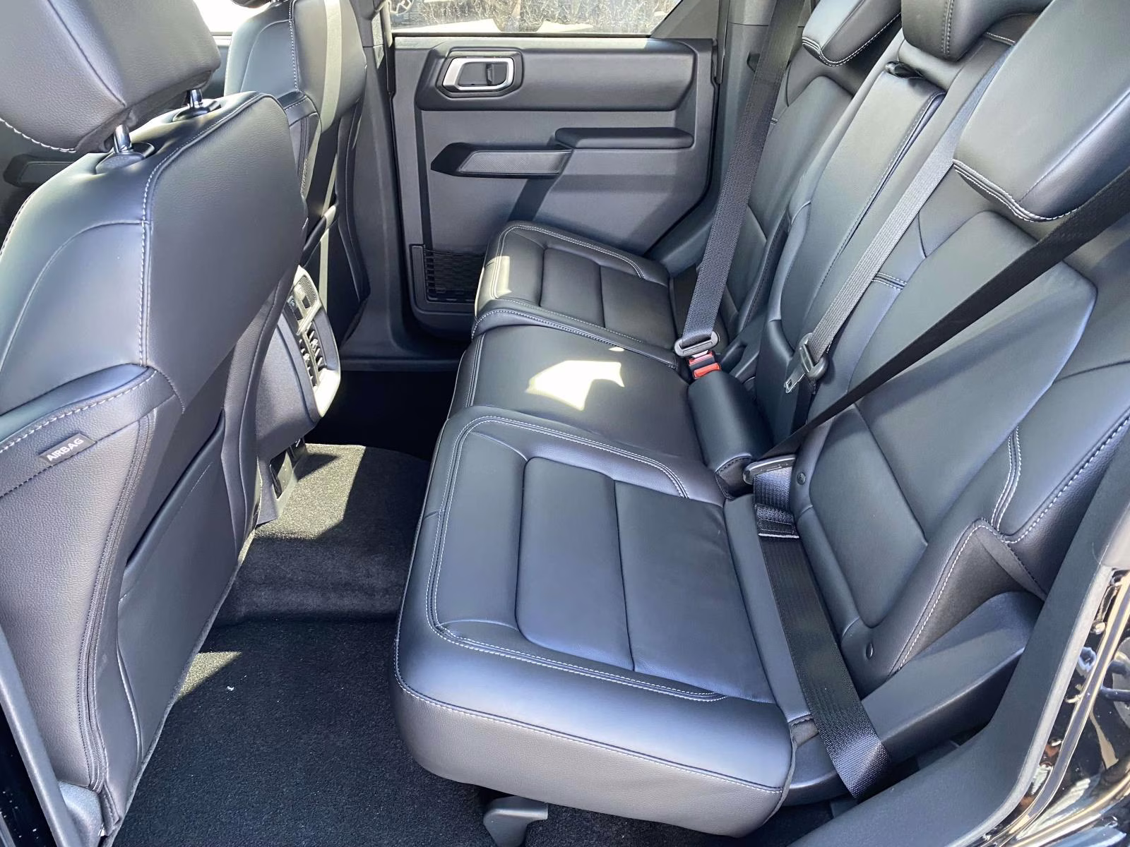 2026 Shadow Black Ford Bronco Outer Banks 4X4 SUV