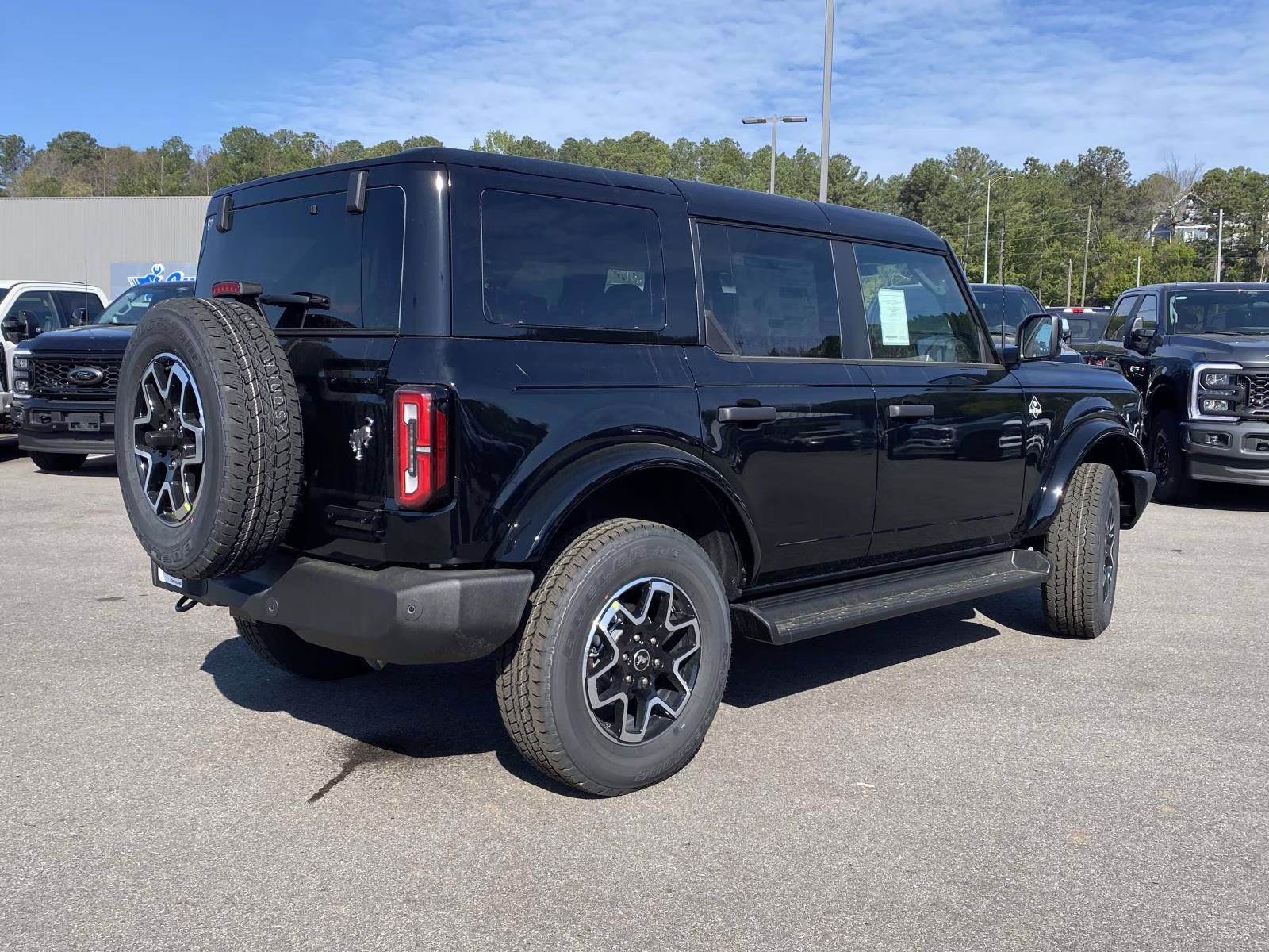 2026 Shadow Black Ford Bronco Outer Banks 4X4 SUV