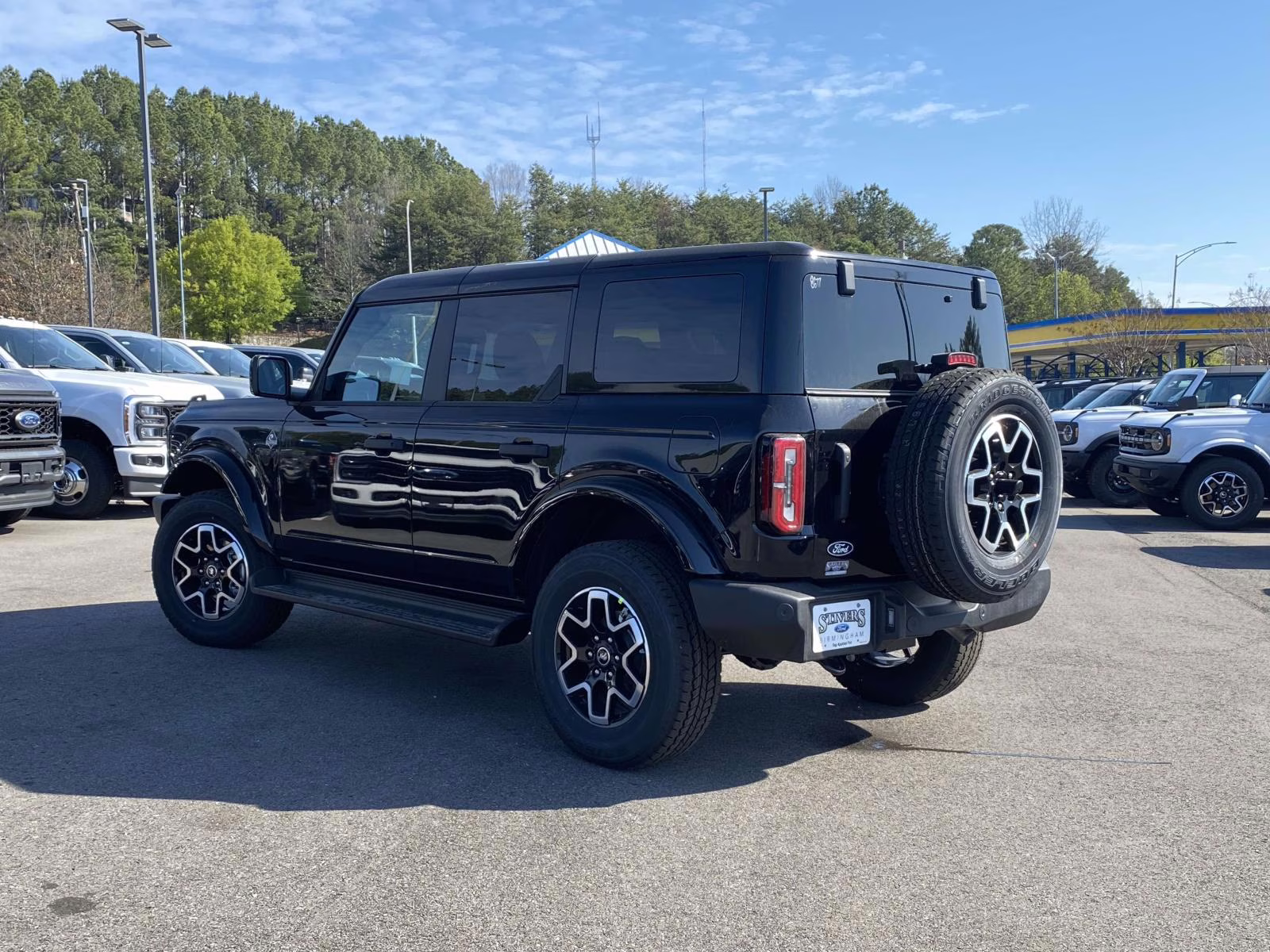 2026 Shadow Black Ford Bronco Outer Banks 4X4 SUV