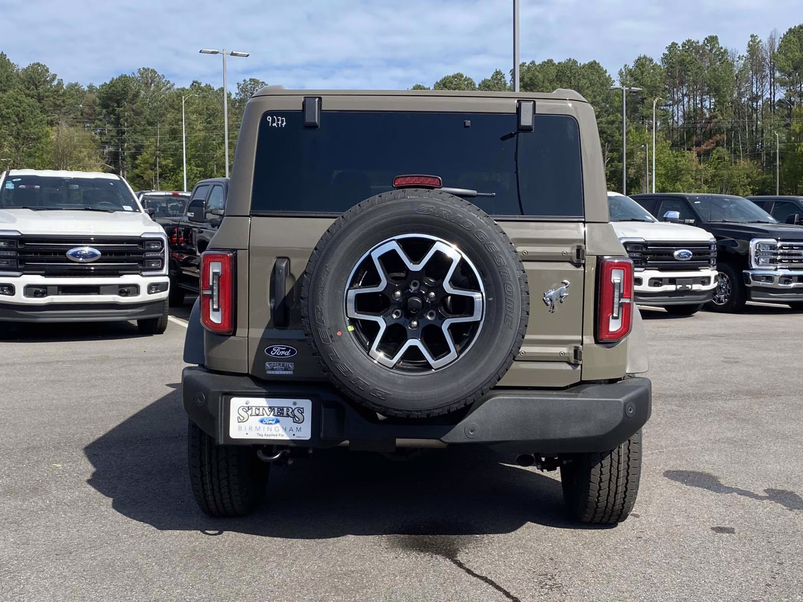 2026 Gray Ford Bronco Outer Banks 4X4 SUV