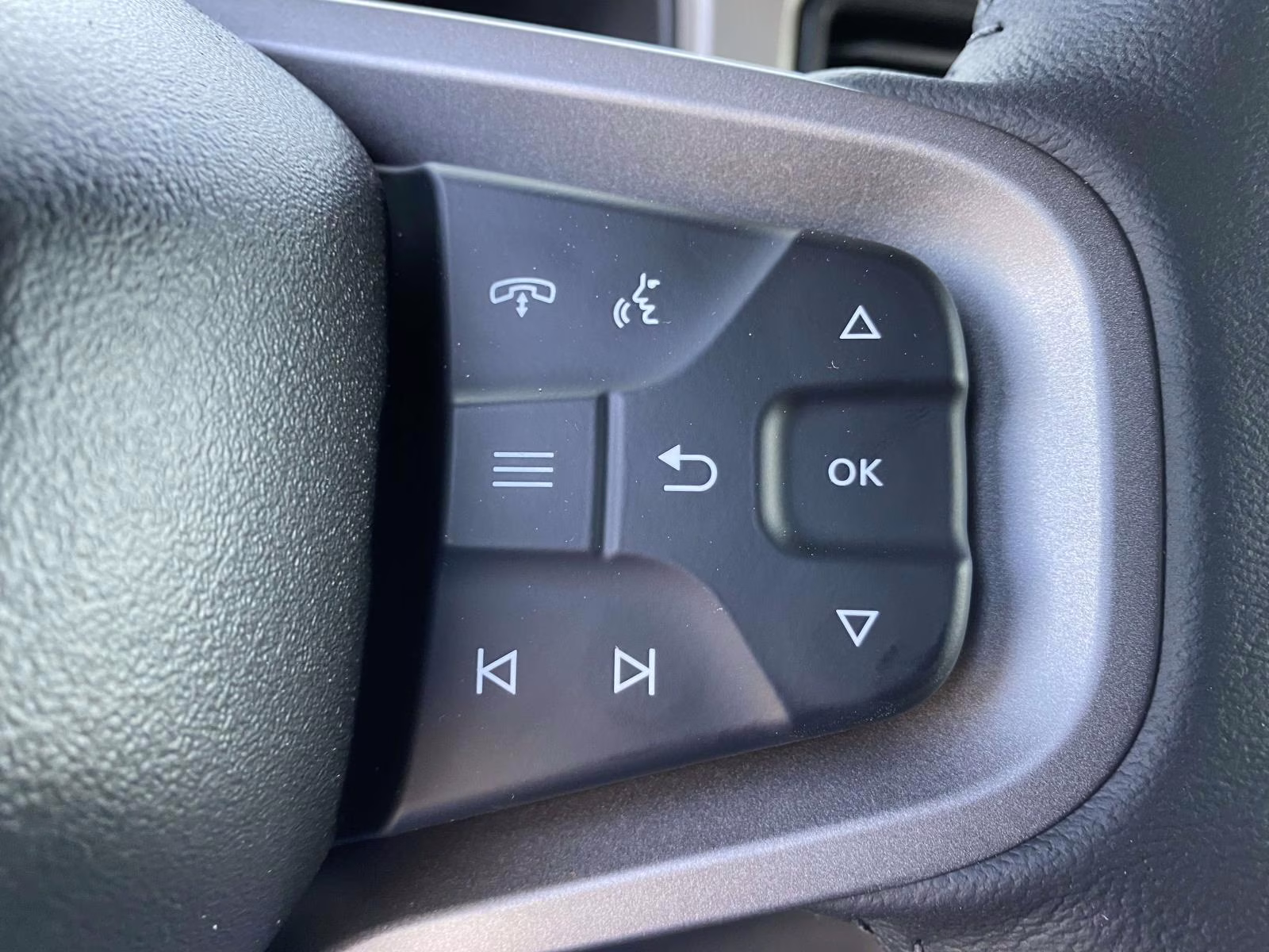 2026 Oxford White Ford Bronco Outer Banks 4X4 SUV