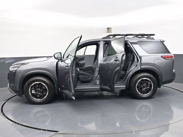 2026 Gun Metallic Nissan Pathfinder Rock Creek 4X4 SUV