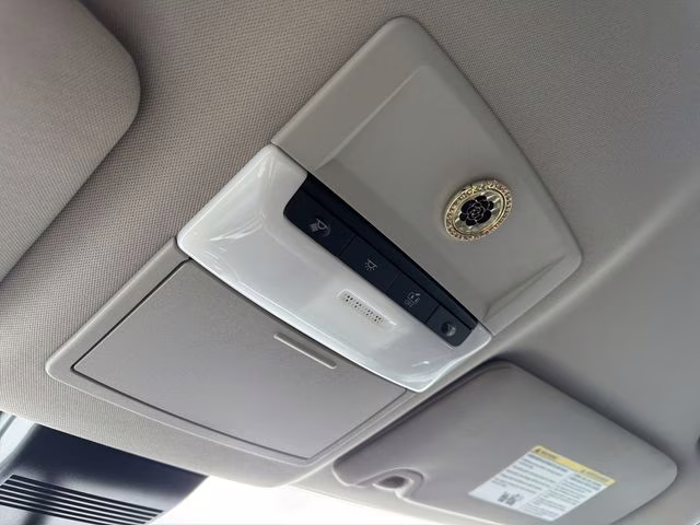 2023 Super Black Clearcoat Nissan Altima 2.5 SR FWD Sedan