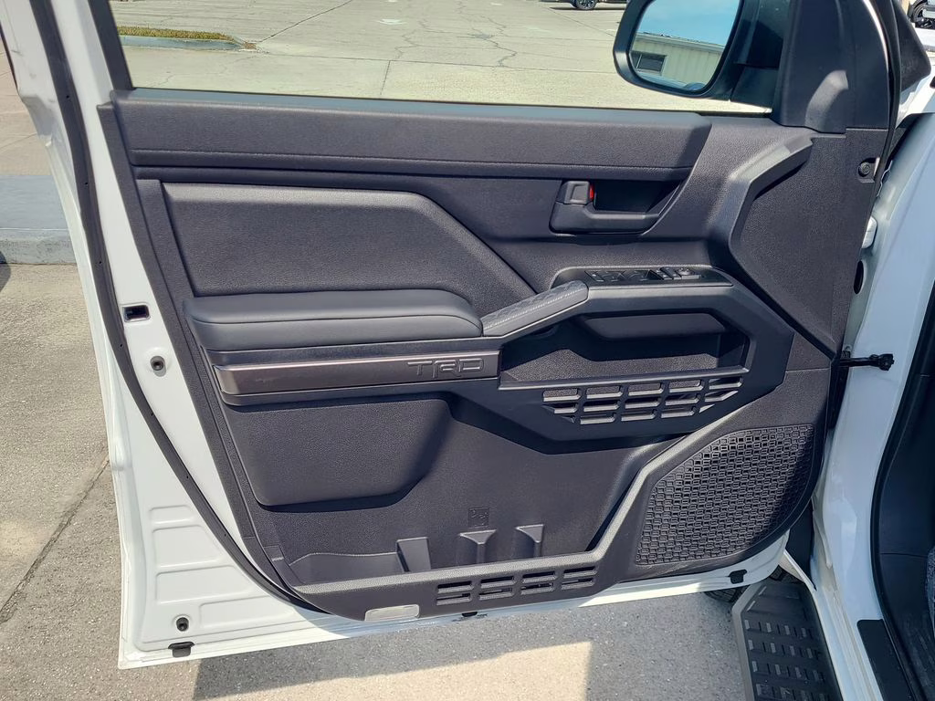 2025 Ice Cap Toyota 4Runner TRD Off-Road 4X4 SUV