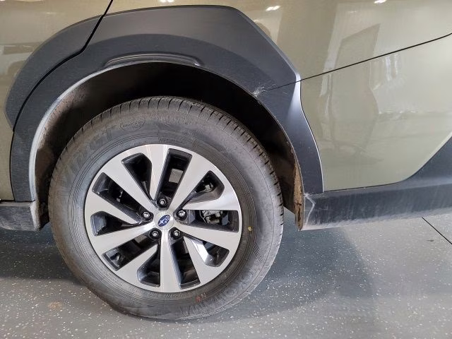 2025 Autumn Green Metallic Subaru Outback Premium AWD SUV