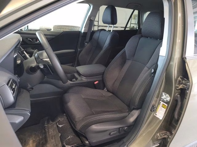 2025 Autumn Green Metallic Subaru Outback Premium AWD SUV