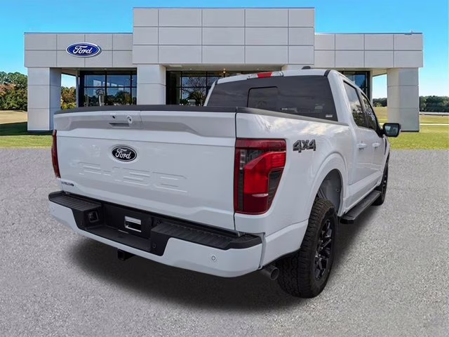 2026 Oxford White Ford F-150 XLT 4X4 Truck