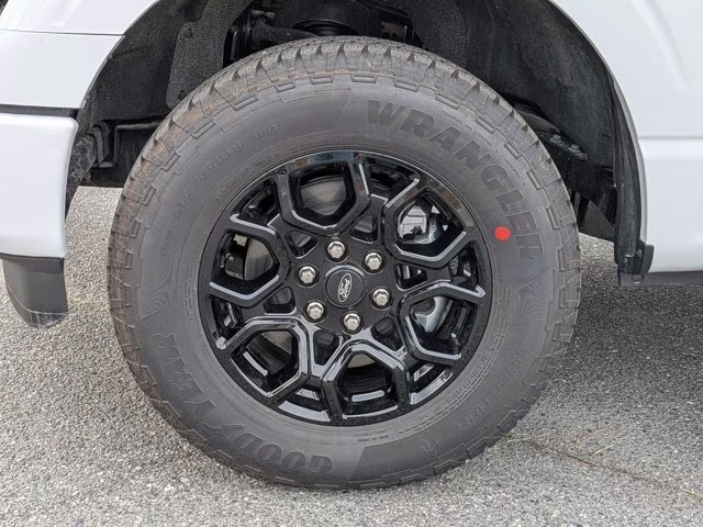 2026 Oxford White Ford F-150 XLT 4X4 Truck