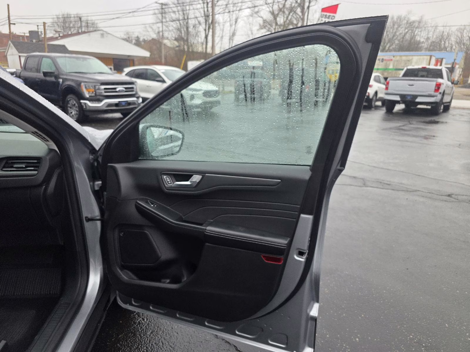 2023 Iconic Silver Ford Escape Active AWD SUV