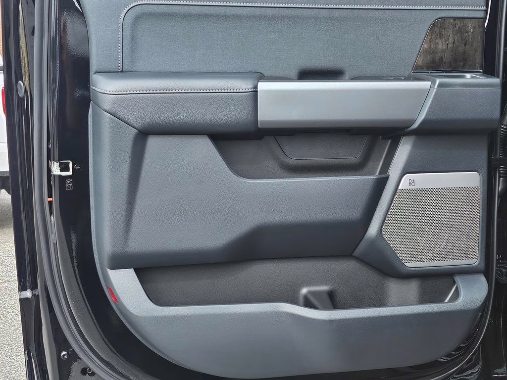 2026 Agate Black Metallic Ford Super Duty F-250 SRW Lariat 4X4 Truck