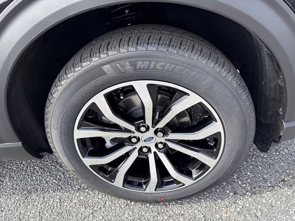 2026 Black Ford Explorer ST-Line RWD SUV