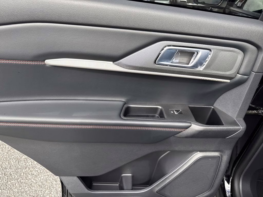 2026 Black Ford Explorer ST-Line RWD SUV