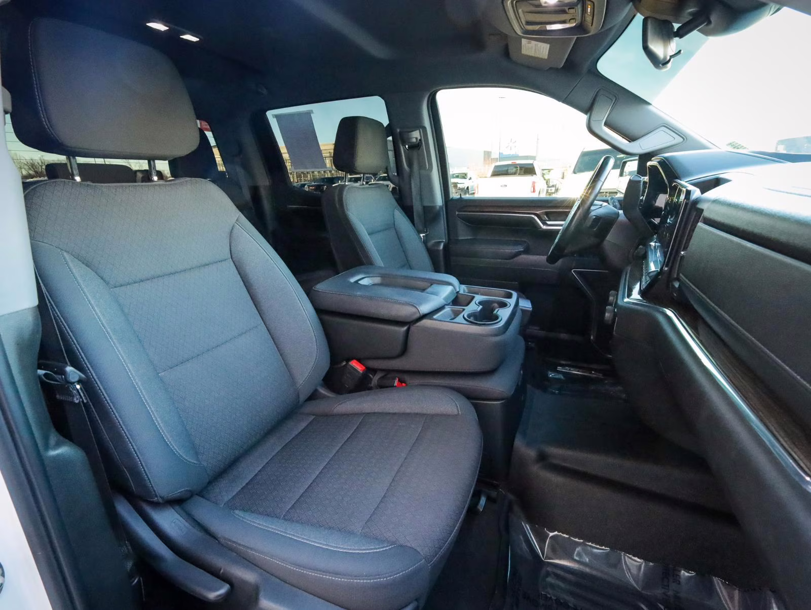 2023 Summit White Chevrolet Silverado 1500 LT 4X4 Truck