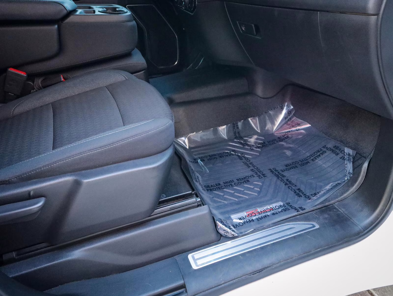 2023 Summit White Chevrolet Silverado 1500 LT 4X4 Truck