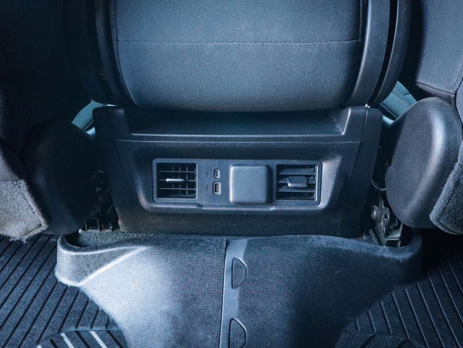 2023 Summit White Chevrolet Silverado 1500 LT 4X4 Truck