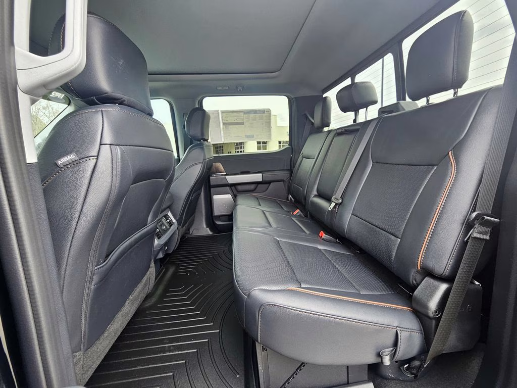 2026 Agate Black Metallic Ford Super Duty F-250 SRW Lariat 4X4 Truck