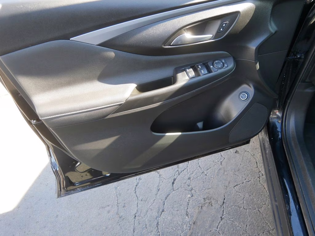 2024 Ebony Twilight Metallic Buick Envista Preferred FWD SUV