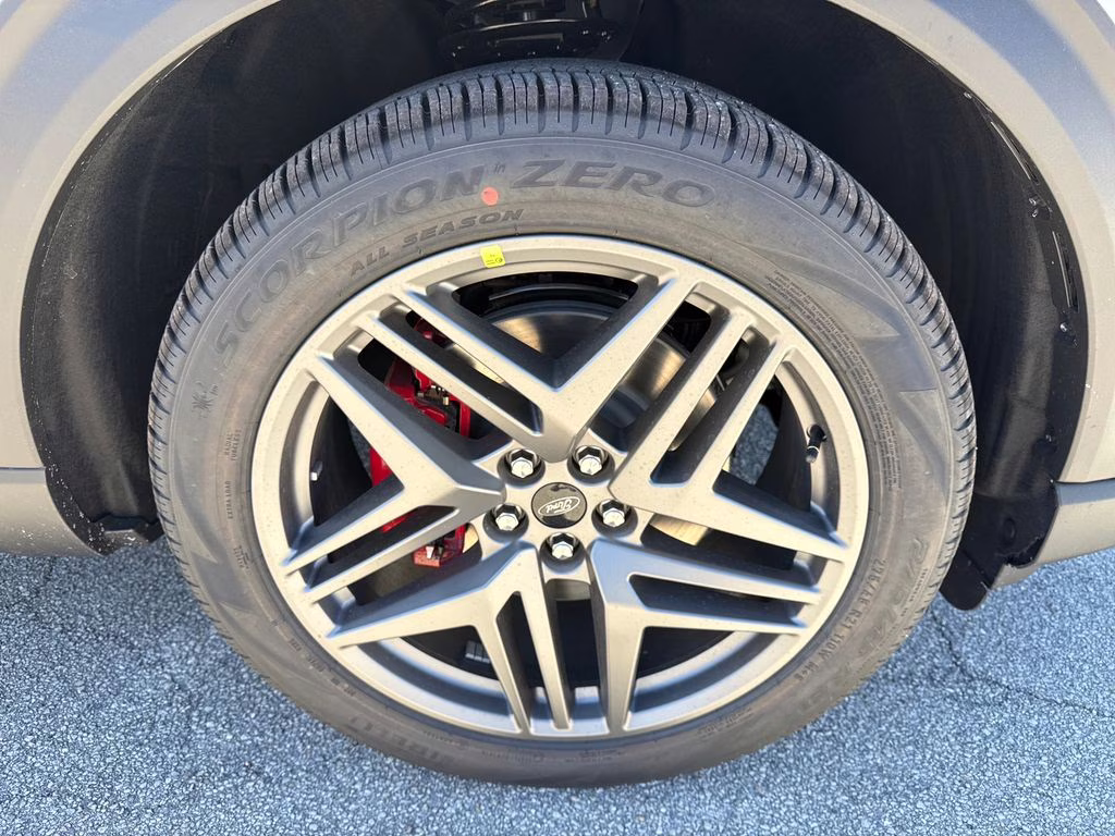 2026 Space White Metallic Ford Explorer ST-Line RWD SUV