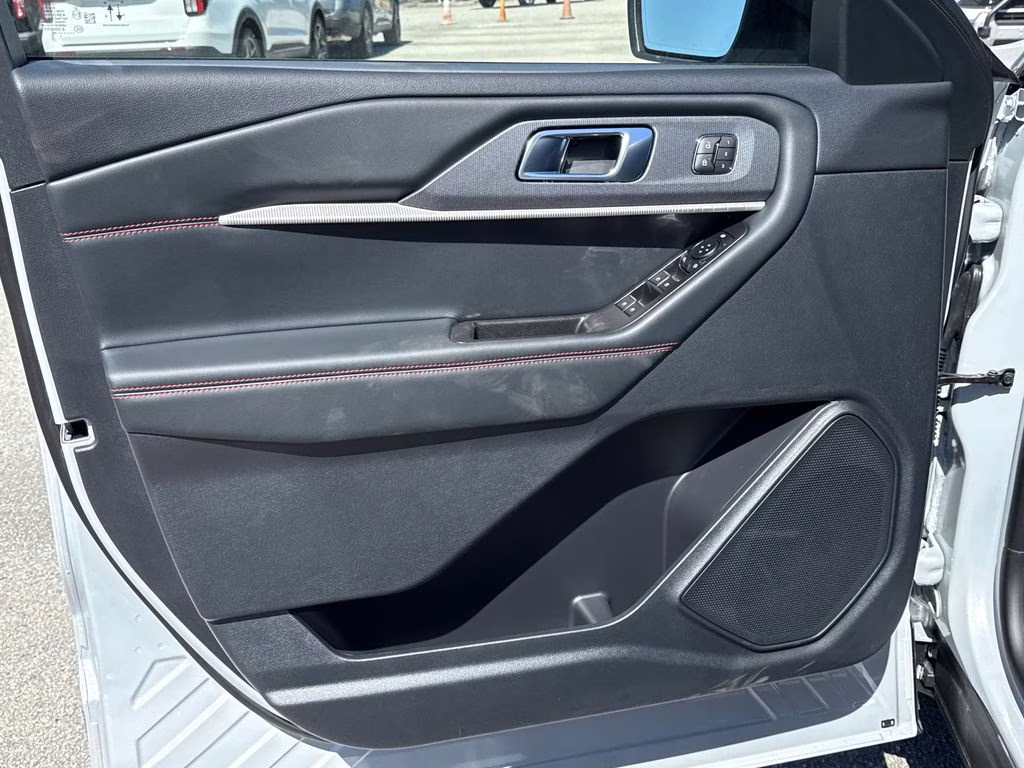 2026 Space White Metallic Ford Explorer ST-Line RWD SUV