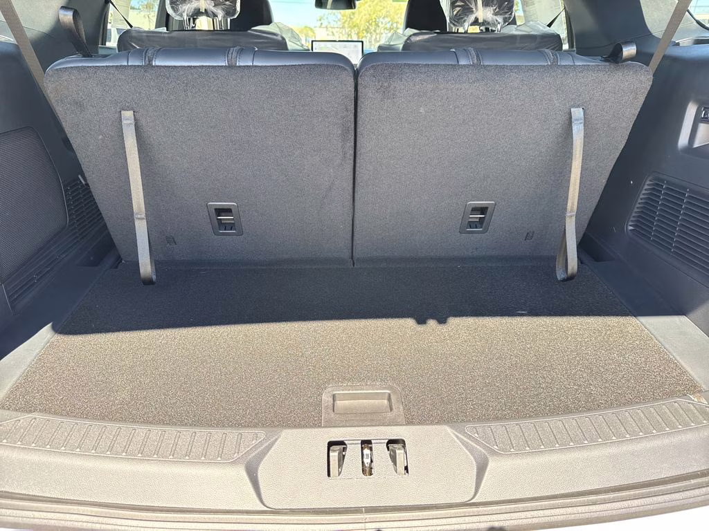 2026 Space White Metallic Ford Explorer ST-Line RWD SUV