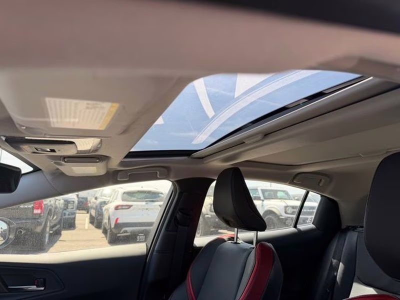 2025 Cutting Edge Toyota Prius Prime XSE FWD Hatchback