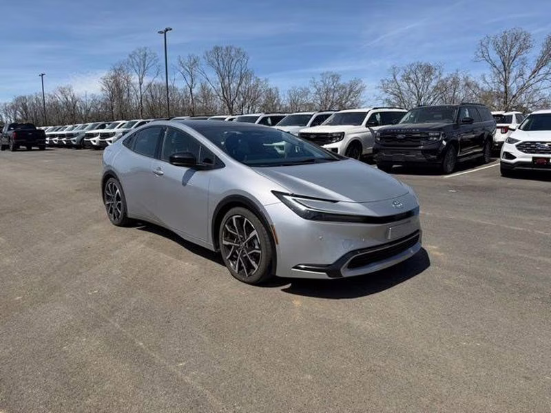 2025 Cutting Edge Toyota Prius Prime XSE FWD Hatchback