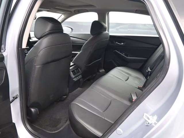 2023 Lunar Silver Metallic Honda Accord Hybrid Touring FWD Sedan