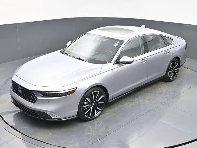 2023 Lunar Silver Metallic Honda Accord Hybrid Touring FWD Sedan