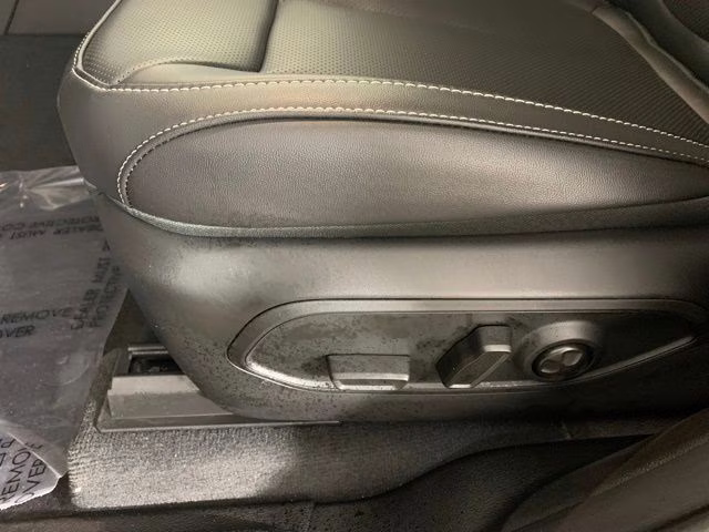 2026 Diamond Black Crystal Pearlcoat Jeep Grand Cherokee Limited 4X4 SUV