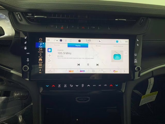 2026 Diamond Black Crystal Pearlcoat Jeep Grand Cherokee Limited Reserve 4X4 SUV