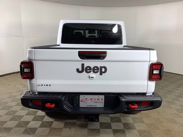 2026 Bright White Clearcoat Jeep Gladiator Rubicon 4X4 Truck