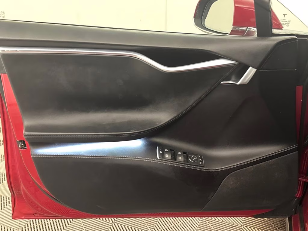 2015 Red Multi-Coat Tesla Model S 70D AWD Hatchback
