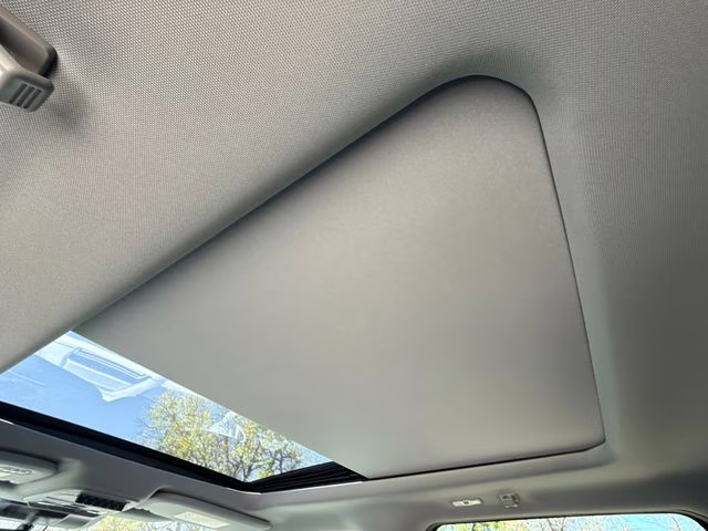 2026 Gray Ford Super Duty F-250 SRW Lariat 4X4 Truck