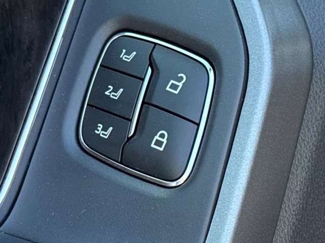 2026 Gray Ford Super Duty F-250 SRW Lariat 4X4 Truck