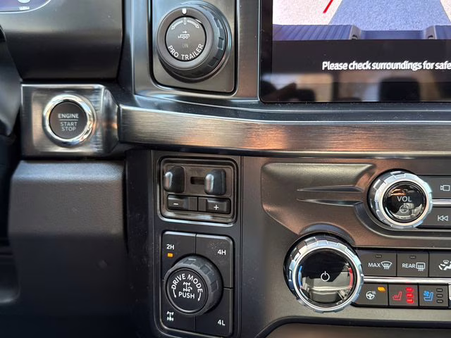 2026 Gray Ford Super Duty F-250 SRW Lariat 4X4 Truck